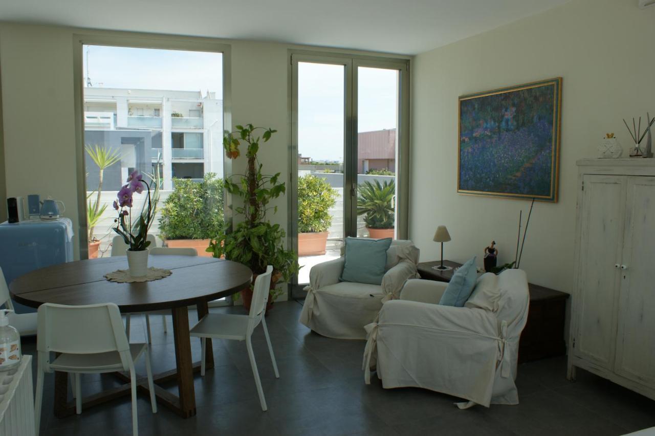 Апартаменти La Mia Terrazza Sul Mare - Mared'Amare Барі Екстер'єр фото