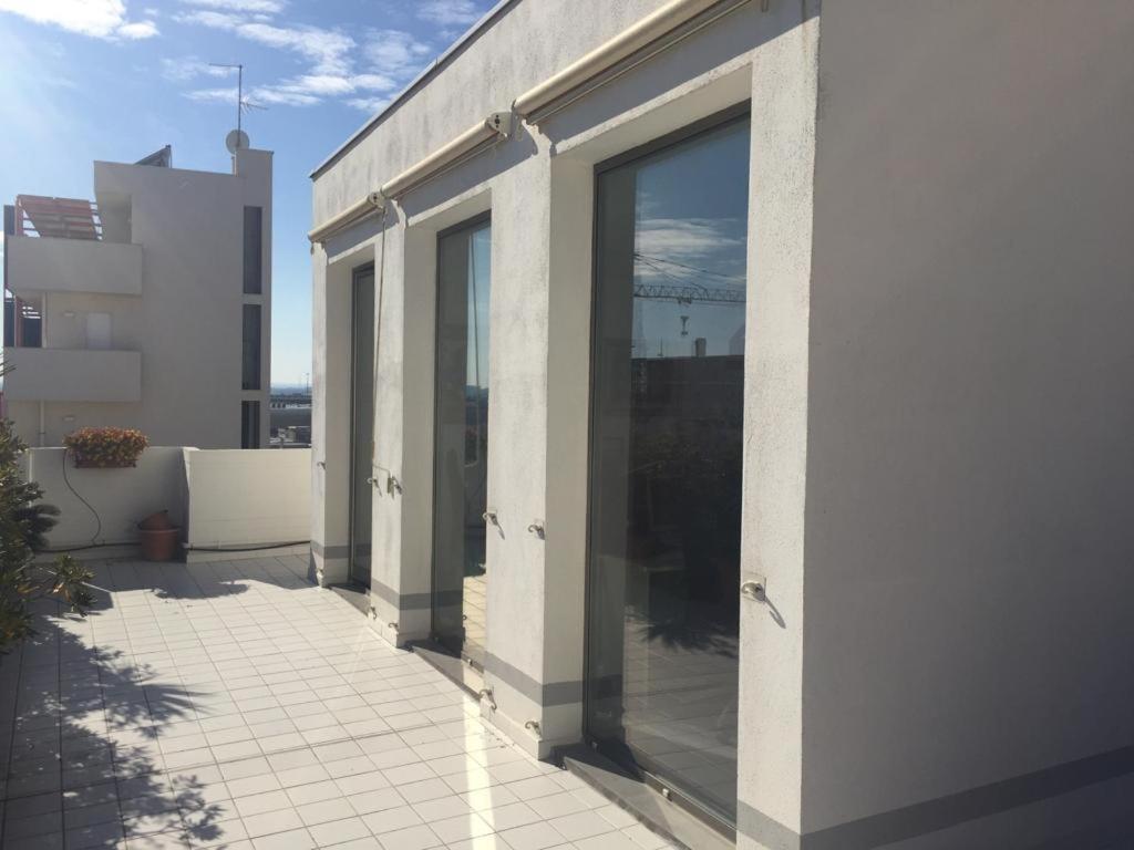 Апартаменти La Mia Terrazza Sul Mare - Mared'Amare Барі Екстер'єр фото