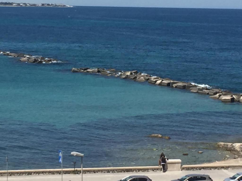 Апартаменти La Mia Terrazza Sul Mare - Mared'Amare Барі Екстер'єр фото