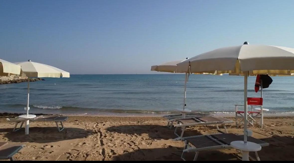 Апартаменти La Mia Terrazza Sul Mare - Mared'Amare Барі Екстер'єр фото